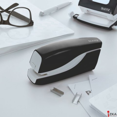 Zszywacz elektryczny na baterie WOW, czarny, 3 lata gwarancji, 10 kartek 55661095