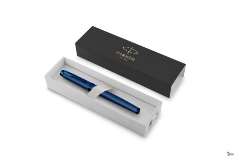 Pióro kulkowe PARKER IM PROFESSIONALS MONOCHROME BLUE 2172965, giftbox Pióro kulkowe PARKER IM PROFESSIONALS MONOCHROME BLUE 2172965, giftbox