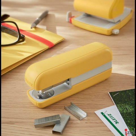 Zszywacz Leitz Cosy, żółty, 30 kartek, 10 lat gwarancji 55670019